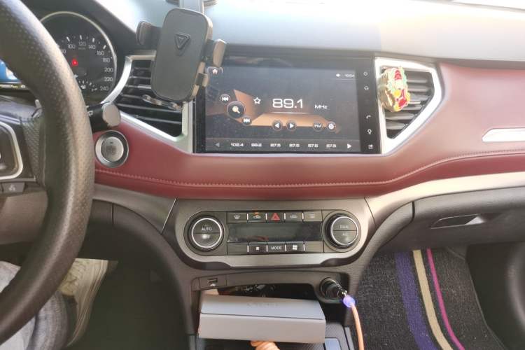 Used Haval H6 Coupe 2019 1.5T Automatic Two-Wheel Drive Ultra-Luxury Smart Connectivity Model China VI Standard Audio And AC Panel