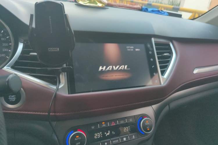 Used Haval H6 Coupe 2019 1.5T Automatic Two-Wheel Drive Elite Version China V Standard Audio And AC Panel