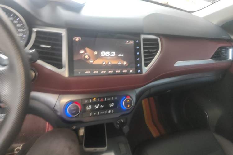 Used Haval H6 Coupe 2019 1.5T Automatic Two-Wheel Drive Elite Version China VI Standard Audio And AC Panel