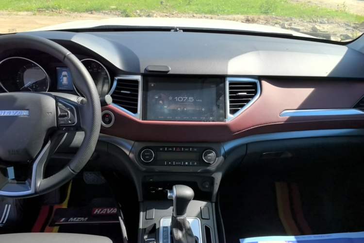 Used Haval H6 Coupe 2019 1.5T Automatic Two-Wheel Drive Ultra-Luxury Smart Connectivity Version China V Emission Standard Audio And AC Panel
