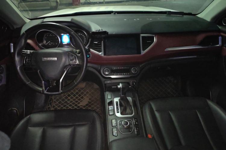 Used Haval H6 Coupe 2019 1.5T Automatic Two-Wheel Drive Luxury Smart Connectivity Version China V Standard Center Console