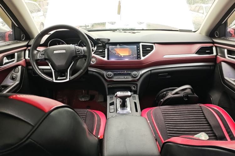 Used Haval H6 Coupe 2019 1.5T Automatic Two-Wheel Drive Elite Version China VI Standard Center Console