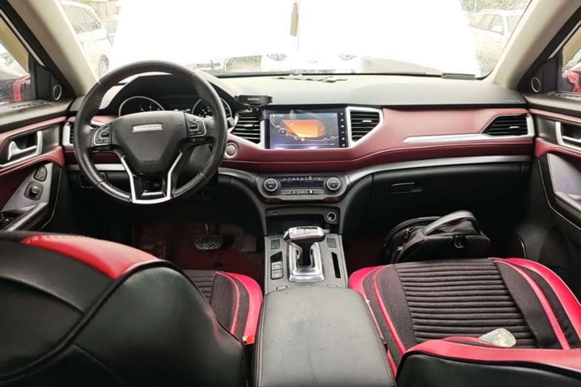 Used Haval H6 Coupe 2019 1.5T Automatic Two-Wheel Drive Elite Version China VI Standard Center Console