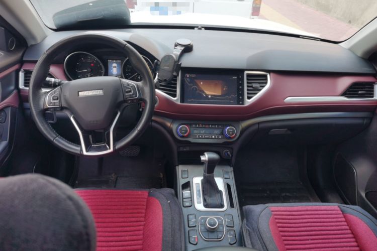 Used Haval H6 Coupe 2019 1.5T Automatic Two-Wheel Drive Elite Version China V Standard Center Console