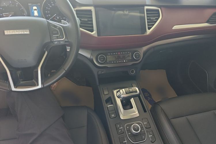 Used Haval H6 Coupe 2019 1.5T Automatic Two-Wheel Drive Elite Version China VI Standard Center Console
