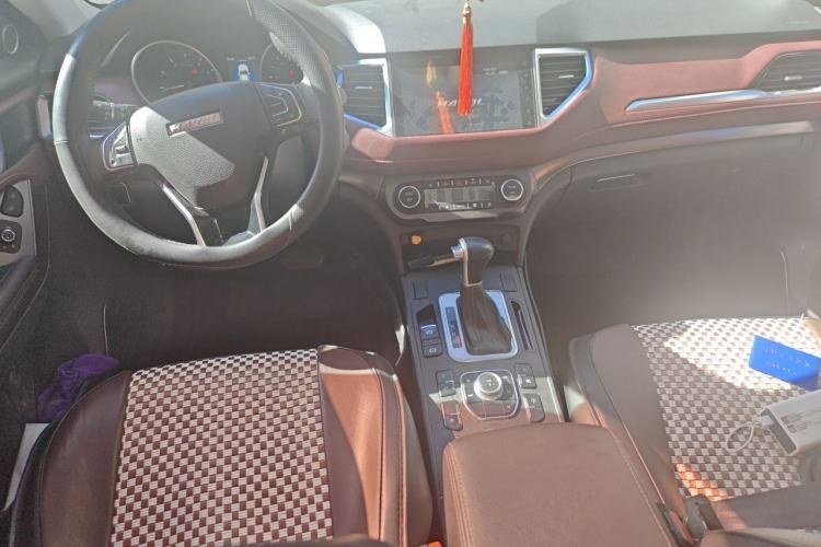 Used Haval H6 Coupe 2019 1.5T Automatic Two-Wheel Drive Ultra-Luxury Smart Connectivity Version China V Emission Standard Center Console