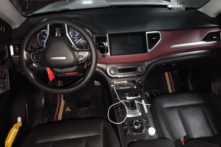 Used Haval H6 Coupe 2019 1.5T Automatic Two-Wheel Drive Elite Version China VI Standard Center Console
