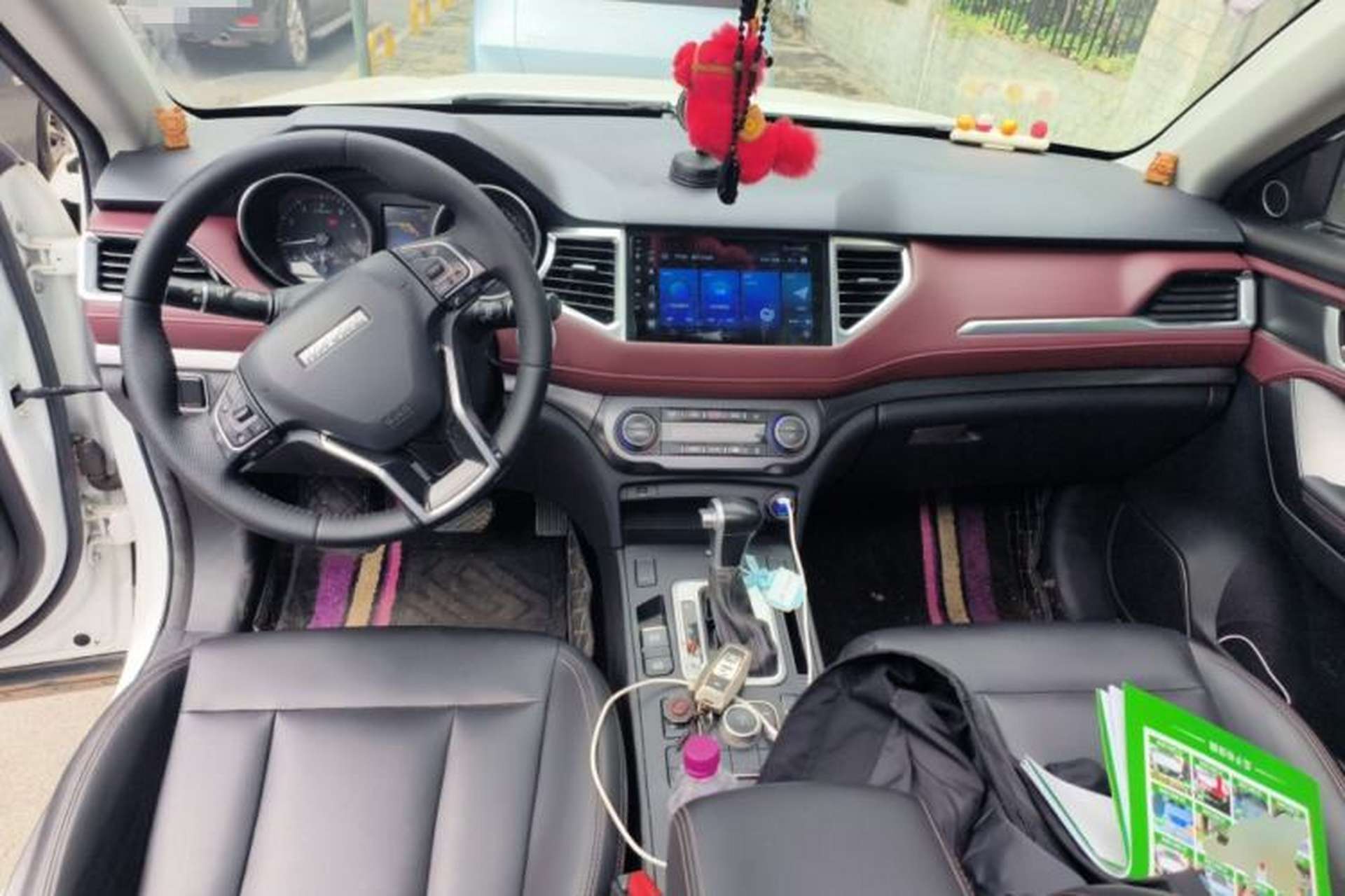 Used Haval H6 Coupe 2019 1.5T Automatic Two-Wheel Drive Luxury Smart Connectivity Version China V Standard Center Console
