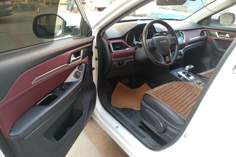 Used Haval H6 Coupe 2019 1.5T Automatic Two-Wheel Drive Luxury Smart Connectivity Version China VI Standard Driver Seat