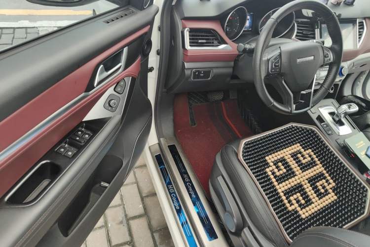 Used Haval H6 Coupe 2019 1.5T Automatic Two-Wheel Drive Elite Version China VI Standard Driver Seat