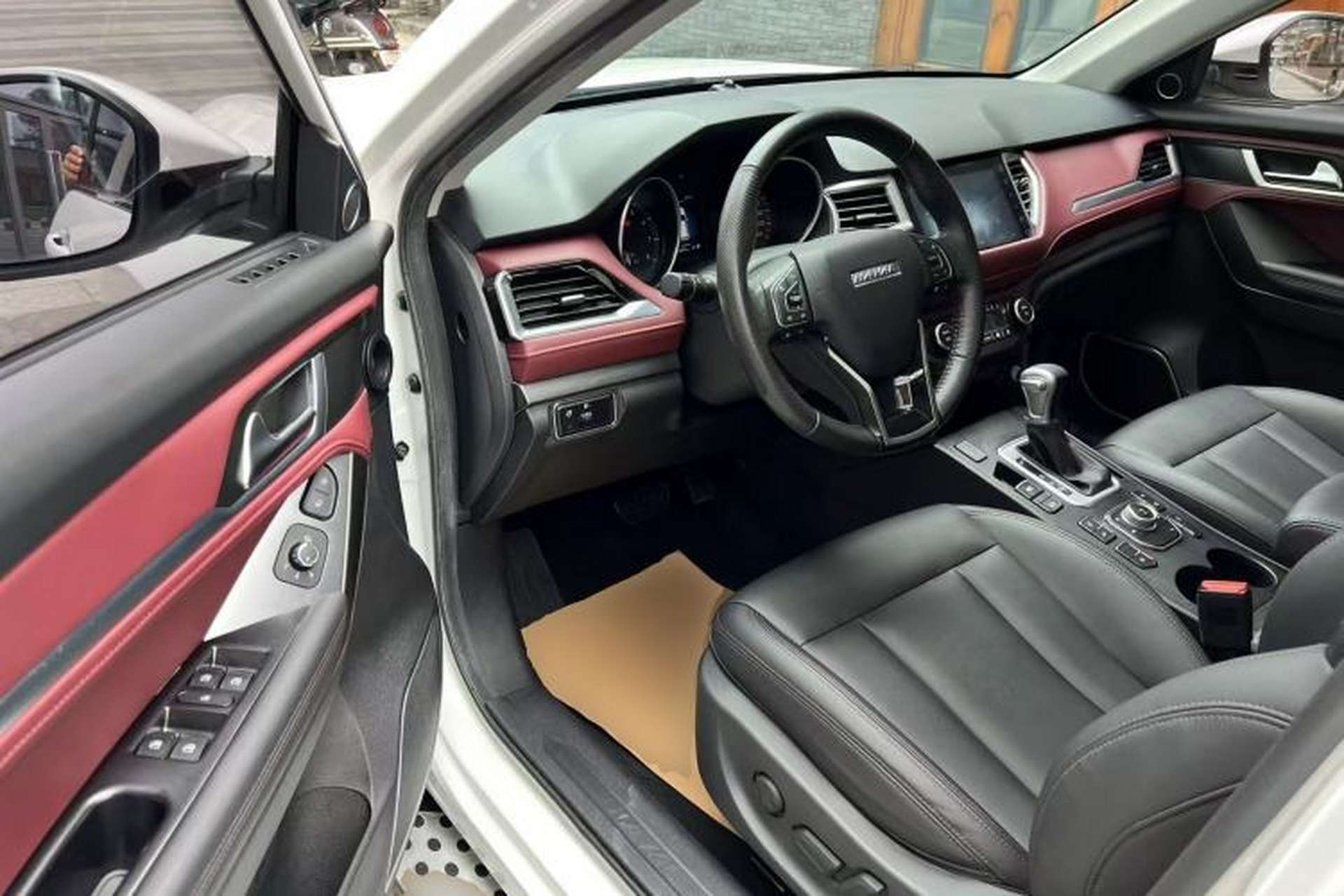 Used Haval H6 Coupe 2019 1.5T Automatic Two-Wheel Drive Ultra-Luxury Smart Connectivity Version China V Emission Standard Driver Seat