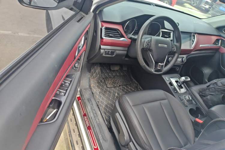 Used Haval H6 Coupe 2019 1.5T Automatic Two-Wheel Drive Luxury Smart Connectivity Version China VI Standard Driver Seat