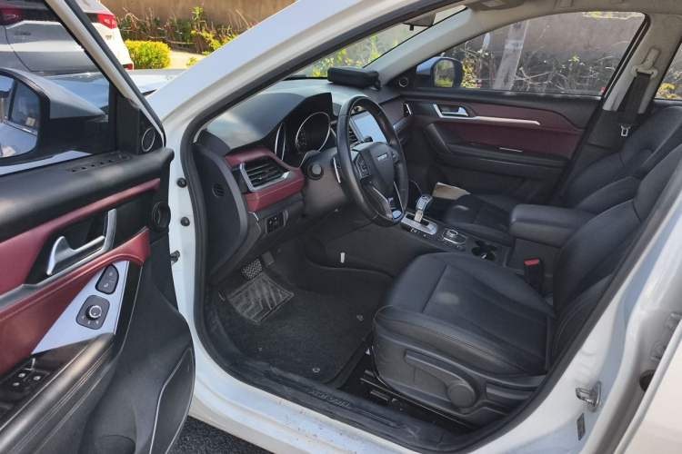 Used Haval H6 Coupe 2019 1.5T Automatic Two-Wheel Drive Elite Version China VI Standard Driver Seat
