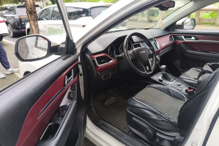 Used Haval H6 Coupe 2019 1.5T Automatic Two-Wheel Drive Luxury Smart Connectivity Version China V Standard Driver Seat