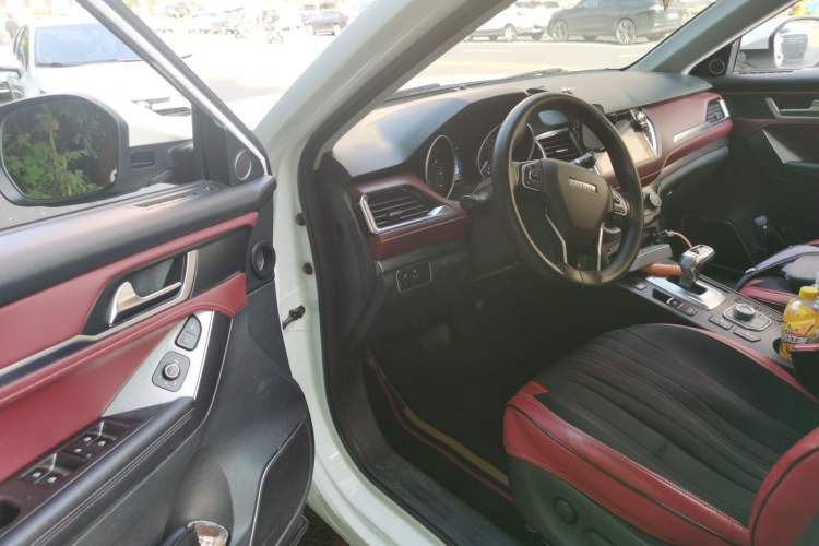 Used Haval H6 Coupe 2019 1.5T Automatic Two-Wheel Drive Ultra-Luxury Smart Connectivity Model China VI Standard Driver Seat
