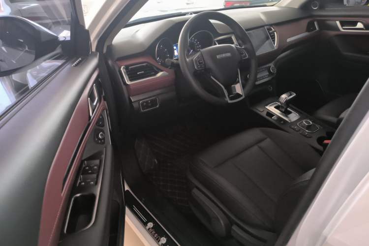 Used Haval H6 Coupe 2019 1.5T Automatic Two-Wheel Drive Luxury Smart Connectivity Version China VI Standard Driver Seat
