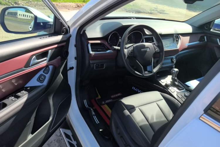 Used Haval H6 Coupe 2019 1.5T Automatic Two-Wheel Drive Ultra-Luxury Smart Connectivity Version China V Emission Standard Driver Seat