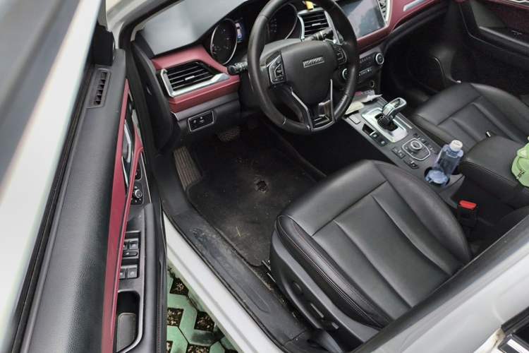 Used Haval H6 Coupe 2019 1.5T Automatic Two-Wheel Drive Ultra-Luxury Smart Connectivity Model China VI Standard Driver Seat