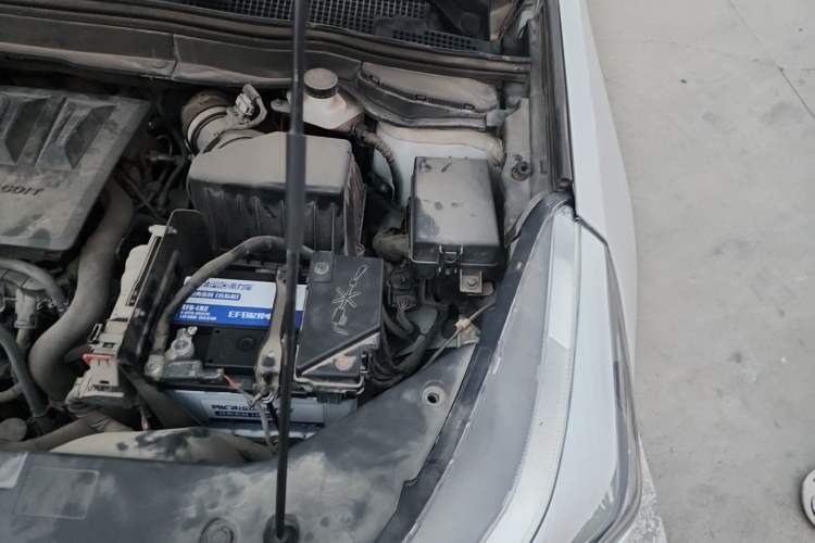 Used Haval H6 Coupe 2019 1.5T Automatic Two-Wheel Drive Elite Version China VI Standard Engine Bay Left