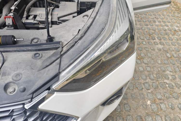 Used Haval H6 Coupe 2019 1.5T Automatic Two-Wheel Drive Elite Version China VI Standard Engine Bay Left