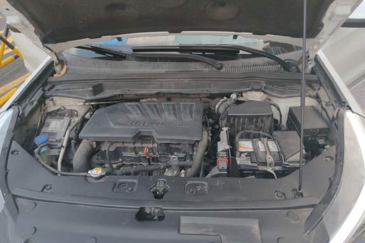 Used Haval H6 Coupe 2019 1.5T Automatic Two-Wheel Drive Elite Version China V Standard Engine Bay