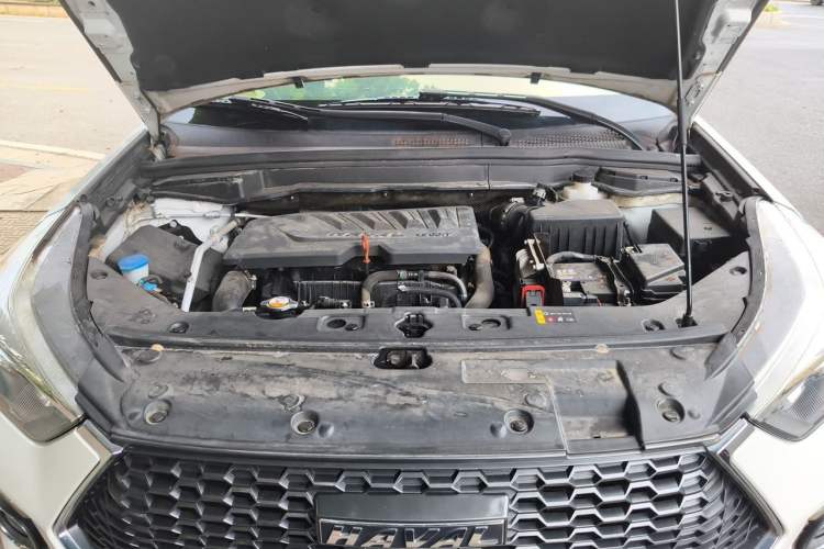 Used Haval H6 Coupe 2019 1.5T Automatic Two-Wheel Drive Elite Version China VI Standard Engine Bay