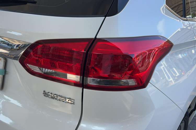 Used Haval H6 Coupe 2019 1.5T Automatic Two-Wheel Drive Ultra-Luxury Smart Connectivity Model China VI Standard Exterior 6
