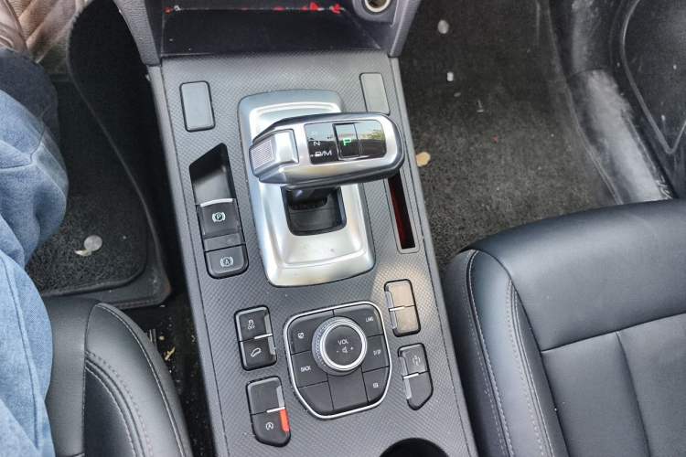 Used Haval H6 Coupe 2019 1.5T Automatic Two-Wheel Drive Elite Version China VI Standard Gear Lever