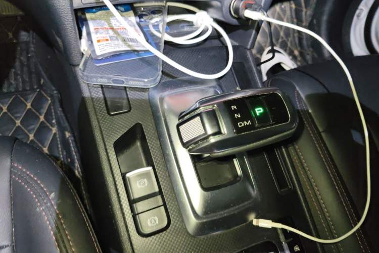 Used Haval H6 Coupe 2019 1.5T Automatic Two-Wheel Drive Luxury Smart Connectivity Version China VI Standard Gear Lever