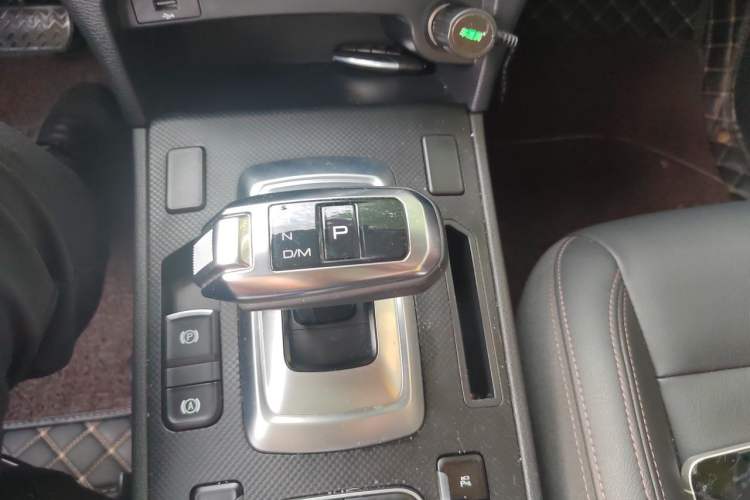 Used Haval H6 Coupe 2019 1.5T Automatic Two-Wheel Drive Luxury Smart Connectivity Version China VI Standard Gear Lever