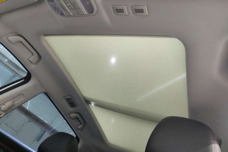 Used Haval H6 Coupe 2019 1.5T Automatic Two-Wheel Drive Elite Version China VI Standard Headliner