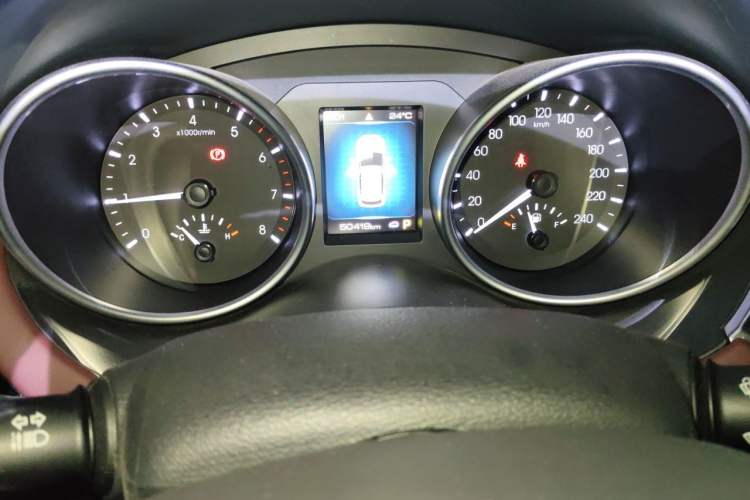 Used Haval H6 Coupe 2019 1.5T Automatic Two-Wheel Drive Luxury Smart Connectivity Version China VI Standard Instrument Cluster