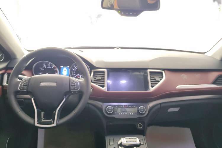 Used Haval H6 Coupe 2019 1.5T Automatic Two-Wheel Drive Luxury Smart Connectivity Version China VI Standard Interior 1