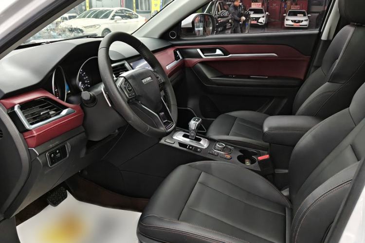 Used Haval H6 Coupe 2019 1.5T Automatic Two-Wheel Drive Luxury Smart Connectivity Version China VI Standard Interior 3