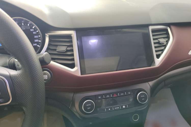 Used Haval H6 Coupe 2019 1.5T Automatic Two-Wheel Drive Luxury Smart Connectivity Version China VI Standard Interior 3