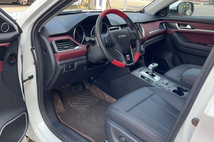 Used Haval H6 Coupe 2019 1.5T Automatic Two-Wheel Drive Ultra-Luxury Smart Connectivity Model China VI Standard Interior 3
