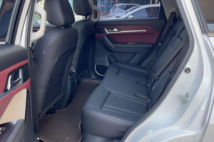 Used Haval H6 Coupe 2019 1.5T Automatic Two-Wheel Drive Ultra-Luxury Smart Connectivity Model China VI Standard Interior 4
