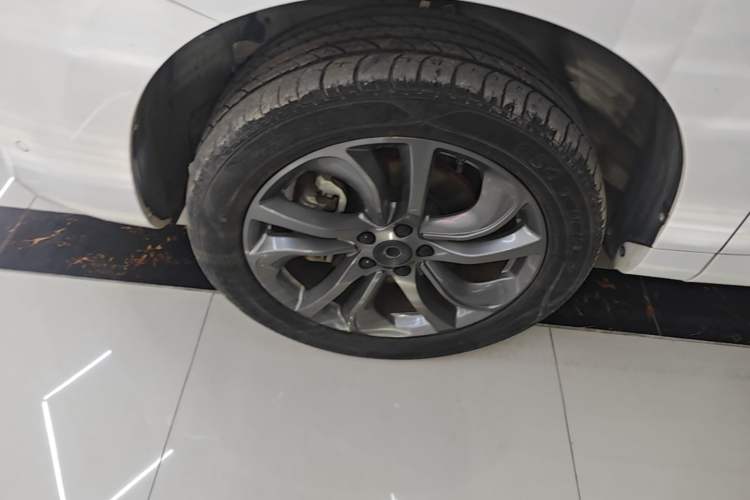 Used Haval H6 Coupe 2019 1.5T Automatic Two-Wheel Drive Ultra-Luxury Smart Connectivity Model China VI Standard Left Front Wheel Hub