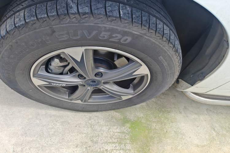 Used Haval H6 Coupe 2019 1.5T Automatic Two-Wheel Drive Luxury Smart Connectivity Version China VI Standard Left Front Wheel Hub