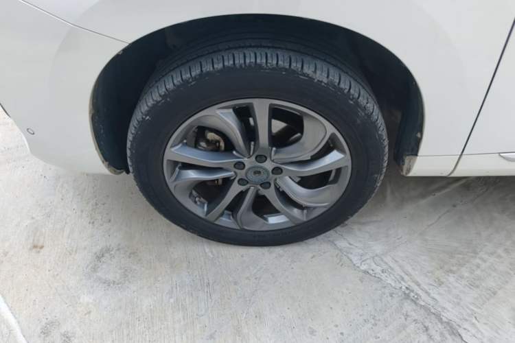 Used Haval H6 Coupe 2019 1.5T Automatic Two-Wheel Drive Ultra-Luxury Smart Connectivity Model China VI Standard Left Front Wheel Hub