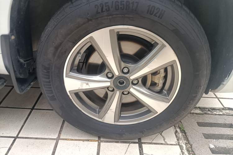 Used Haval H6 Coupe 2019 1.5T Automatic Two-Wheel Drive Luxury Smart Connectivity Version China VI Standard Left Front Wheel Hub