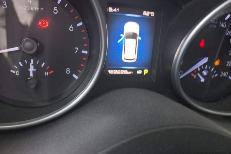 Used Haval H6 Coupe 2019 1.5T Automatic Two-Wheel Drive Luxury Smart Connectivity Version China V Standard Odometer Close Up