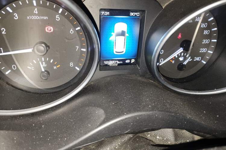 Used Haval H6 Coupe 2019 1.5T Automatic Two-Wheel Drive Elite Version China VI Standard Odometer Close Up