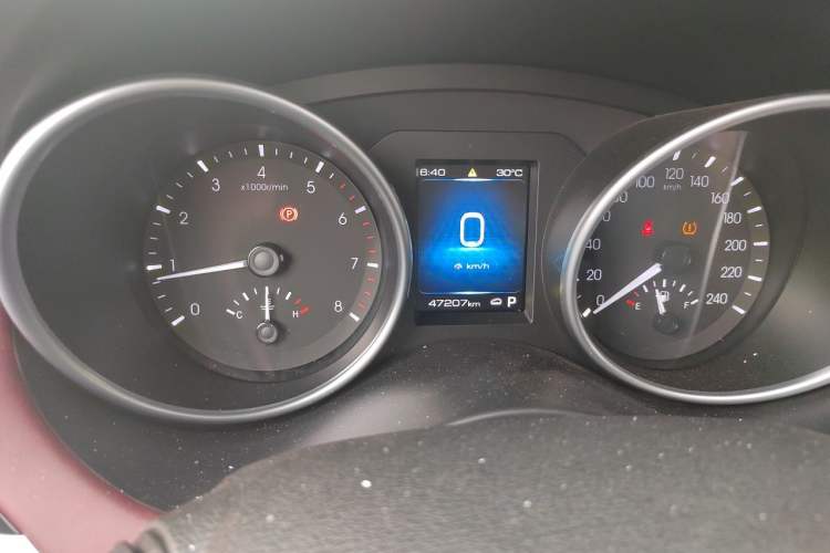 Used Haval H6 Coupe 2019 1.5T Automatic Two-Wheel Drive Luxury Smart Connectivity Version China VI Standard Odometer Close Up