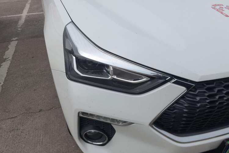 Used Haval H6 Coupe 2019 1.5T Automatic Two-Wheel Drive Elite Version China VI Standard Right Front Headlight