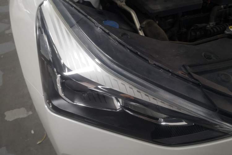 Used Haval H6 Coupe 2019 1.5T Automatic Two-Wheel Drive Elite Version China VI Standard Right Front Headlight