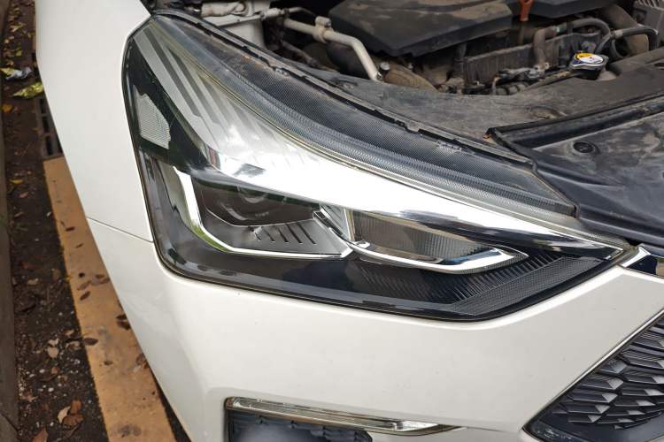 Used Haval H6 Coupe 2019 1.5T Automatic Two-Wheel Drive Elite Version China VI Standard Right Front Headlight
