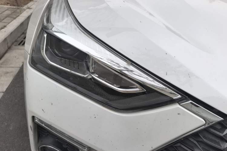 Used Haval H6 Coupe 2019 1.5T Automatic Two-Wheel Drive Elite Version China VI Standard Right Front Headlight