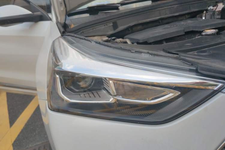 Used Haval H6 Coupe 2019 1.5T Automatic Two-Wheel Drive Elite Version China V Standard Right Front Headlight