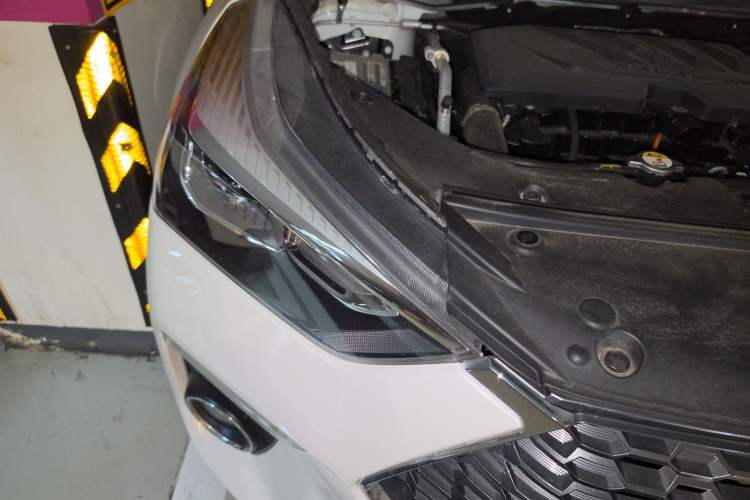 Used Haval H6 Coupe 2019 1.5T Automatic Two-Wheel Drive Elite Version China V Standard Right Front Headlight